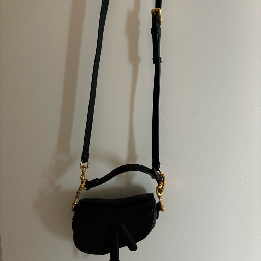 Dior Black and Gold Crossbody Bag with Saddle Design - Picture 2 of 3